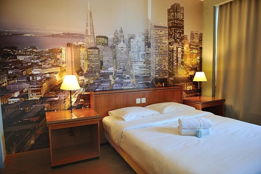 Escale Hotel Saint-Gilles Екстериор снимка
