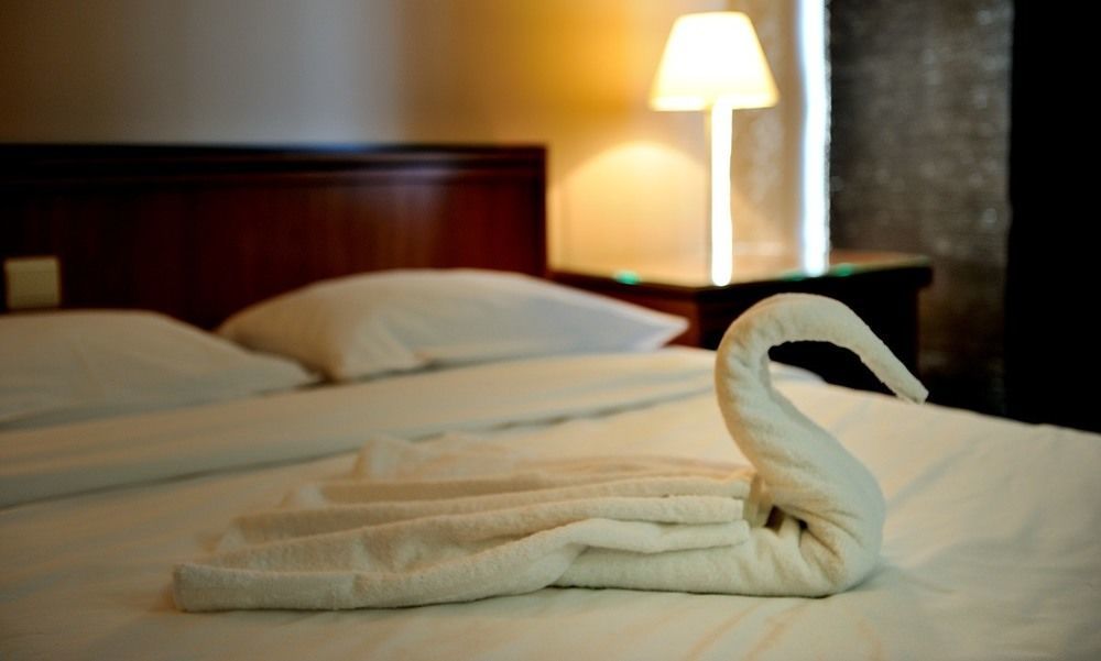 Escale Hotel Saint-Gilles Екстериор снимка